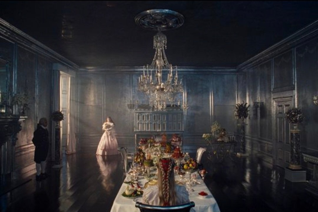 Wuthering heights: între eros și thanatos nu-i decât un ștreang | Guest editor: Adina Chițu